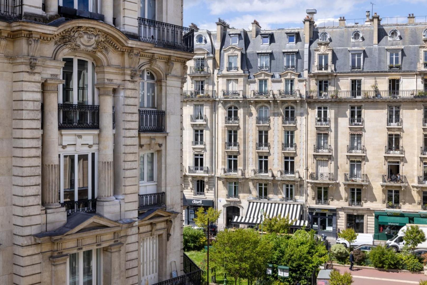 Hotel Le 46 Paris Exterior photo